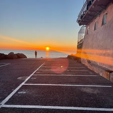 Il Nido Sul Mare Blu Apartman *